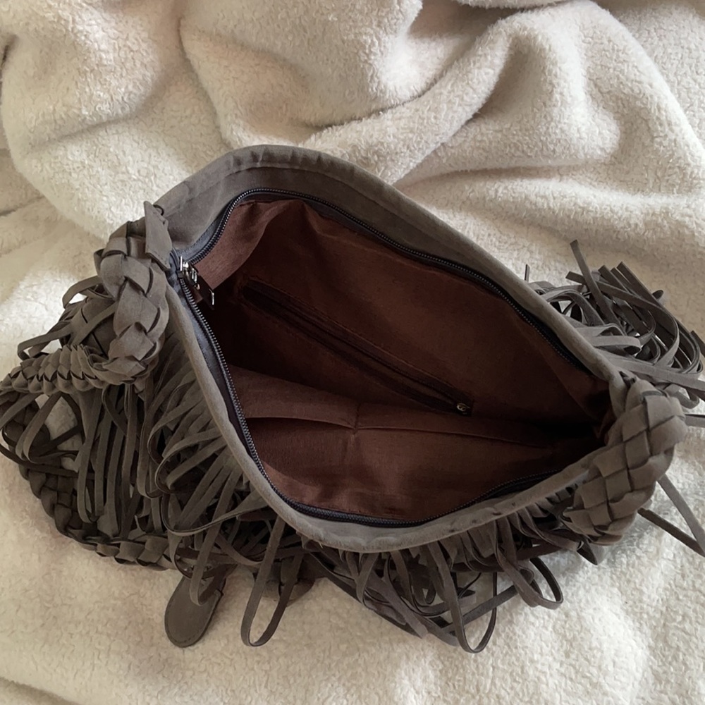 Fringed Suede Shoulder Bag - Gray - Picture 3 of 3